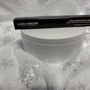 Laura Mercier Caviar Perfection Lip Liner 0.04 oz New In Box Red Velvet 07